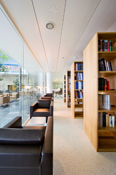 PH 4½-3½ - Opal glass floor lamp by Louis Poulsen - view 3